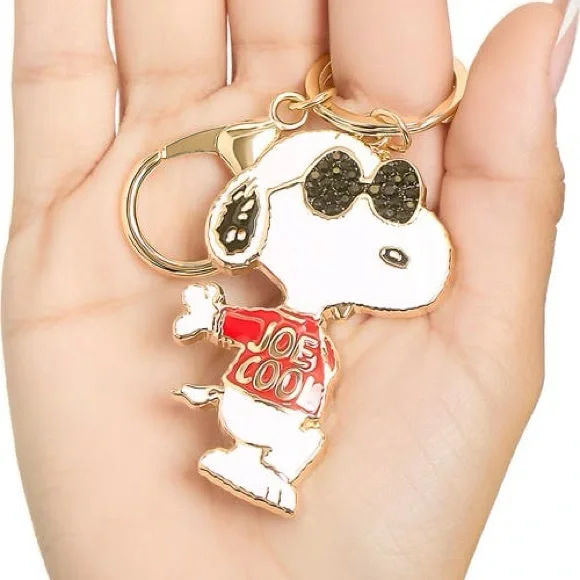 Peanuts Snoopy joe cool Keychain with Red and Black Highlights - Picture 6 of 6